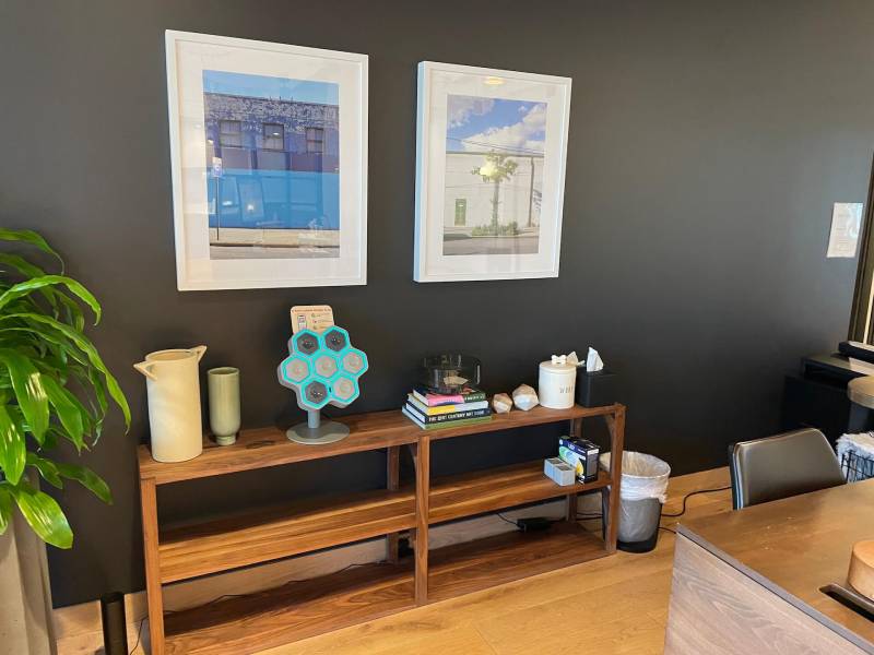 commercial charging station for phones
