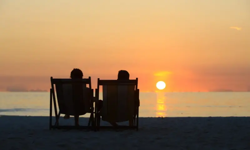 sunset maldives beach